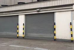 Washington Garage Doors Store Washington, DC 202-548-7036 - rolling-garage-side